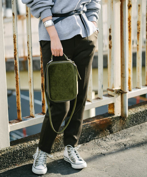 Edie Tokyo（エディートーキョー）の「【Edie Tokyo】 ED_velvet_vanitysquare_Amy14936800（トートバッグ・レディース・ネイビー/カーキ・FREE）」の11枚目の写真