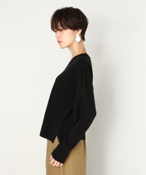 LOWRYS FARM（ローリーズファーム）の「ファンクションＶネック　805084（ニット/セーター・レディース・ブラック/ブラック×ホワイト/グレー/ブラウン/オフホワイト・MEDIUM/LARGE）」の6枚目の写真