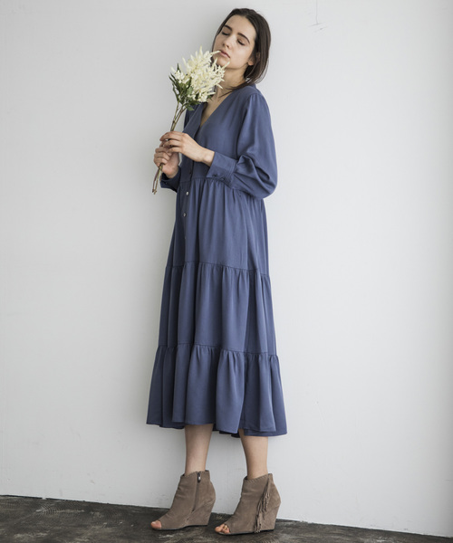 Emma Taylor（エマテイラー）の「ティアードロングドレス（ワンピース・レディース・ブラック/ネイビー・FREE）」の10枚目の写真