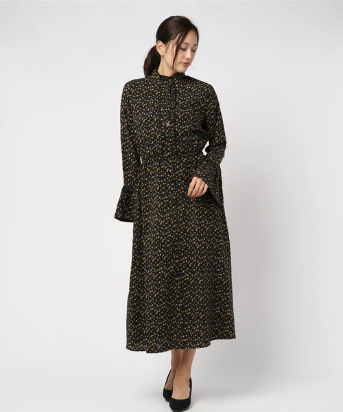 MOUSSY（マウジー）の「FLARE SLEEVE FLOWER DRESS（ワンピース）」 - WEAR