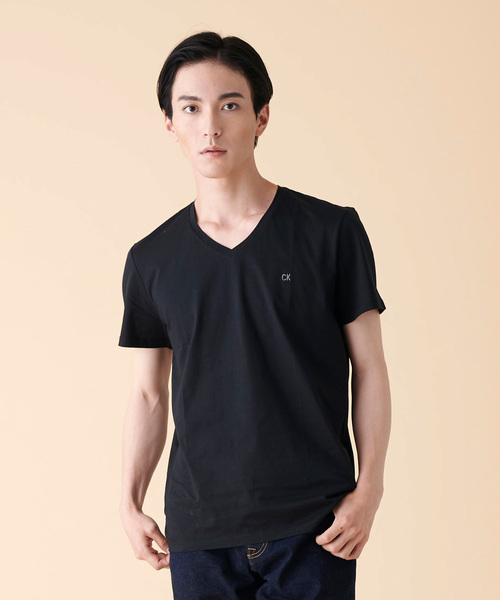 Calvin Klein Jeans(カルヴァンクラインジーンズ)の「スリム T シャツ(Tシャツ/カットソー・メンズ・ホワイト/ブラック/ネイビー・S/M/L/XL)」の2枚目の写真