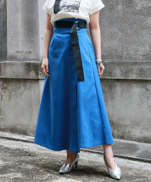 &g'aime（アンジェム）の「【&g'aime】テープベルトロングスカート（スカート・レディース・ベージュ/ネイビー/イエロー/ブルー・FREE）」の3枚目の写真