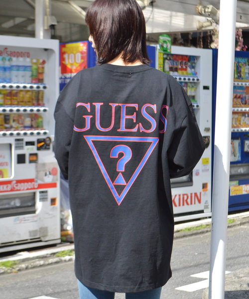 ROOPTOKYO（ループトウキョウ）の「別注：Guess Green Label/ゲスグリーンレーベル Triangle Q Mark Back Print LS Tee（Tシャツ/カットソー・メンズ・ホワイト/ブラック・M/S/L/XL）」の16枚目の写真