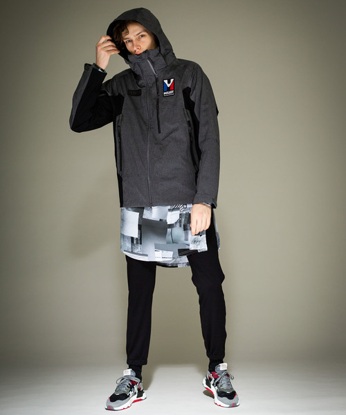 White Mountaineering】ストレッチテーパードジョガーパンツ/WM1973406 