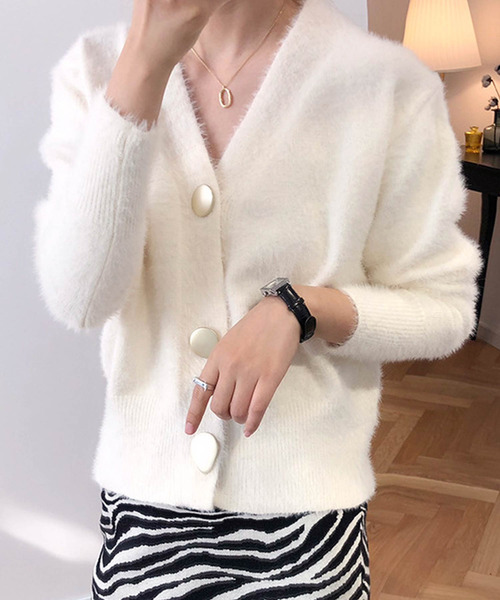 OSYAREVO(オシャレボ)の「Vネック ファーニットカーディガン(カーディガン/ボレロ・レディース・ブラック/グリーン/ホワイト・FREE)」の8枚目の写真