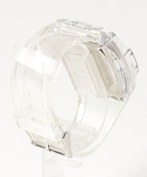 Guess（ゲス）の「GUESS WATCHES (V1051M1) GUESS x J BALVIN 