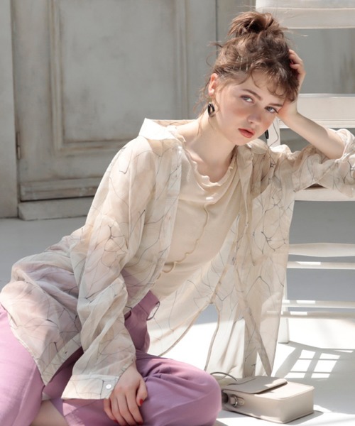 archives（アルシーヴ）の「幾何柄チュニック襟付きBIGシャツ（シャツ/ブラウス・レディース・ミント/ベージュ/ピンク・MEDIUM）」の2枚目の写真