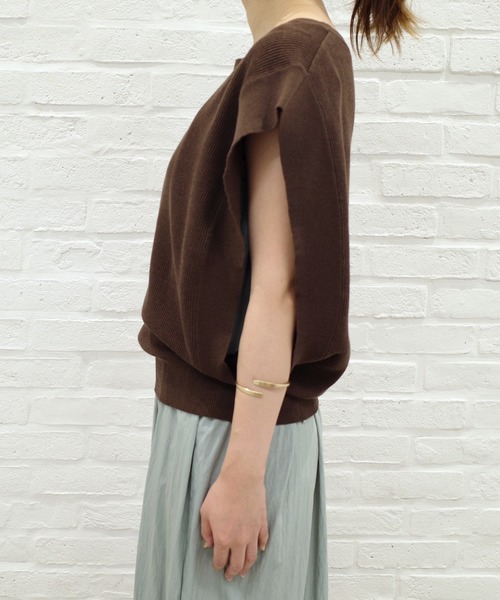DouDou（ドゥドゥ）の「畦ニットベスト（ニット/セーター・レディース・ダークブラウン/ベージュ・FREE）」の9枚目の写真