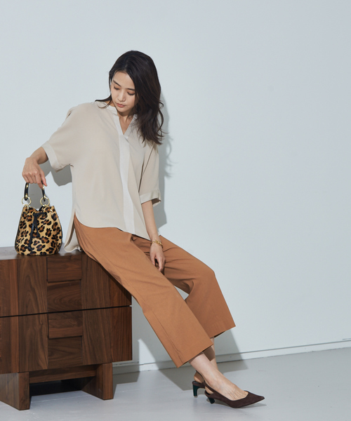 qualite（カリテ）の「ドレープドルマンブラウス（シャツ/ブラウス・レディース・ブラック/ベージュ・38）」の17枚目の写真