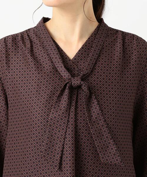 J.PRESS Ladies(J.プレス レディス)の「【洗える】ジオメトリックプリント ブラウス(シャツ/ブラウス・レディース・グレー系5/ネイビー系5・XS)」の7枚目の写真