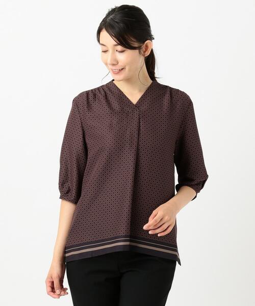 J.PRESS Ladies(J.プレス レディス)の「【洗える】ジオメトリックプリント ブラウス(シャツ/ブラウス・レディース・グレー系5/ネイビー系5・XS)」の4枚目の写真