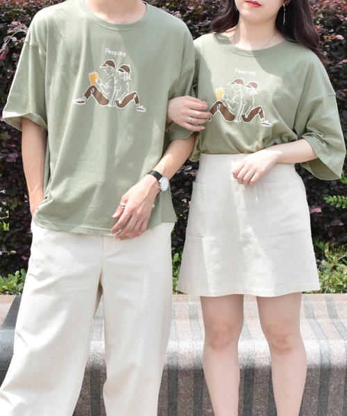 PairPair（ペアペア）の「線画カップルグラフィックT(男女兼用)（Tシャツ/カットソー・レディース・オフホワイト/モカ/ライトカーキ/スミクロ・FREE）」の4枚目の写真