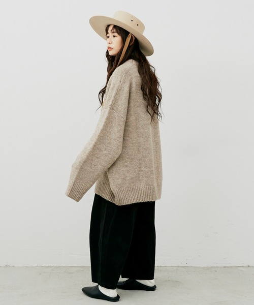 Libra Cue（リブラ キュー）の「オーバールーズニット（ニット/セーター・レディース・ブラック/ベージュ/ネイビー/ブラウン・FREE）」の17枚目の写真