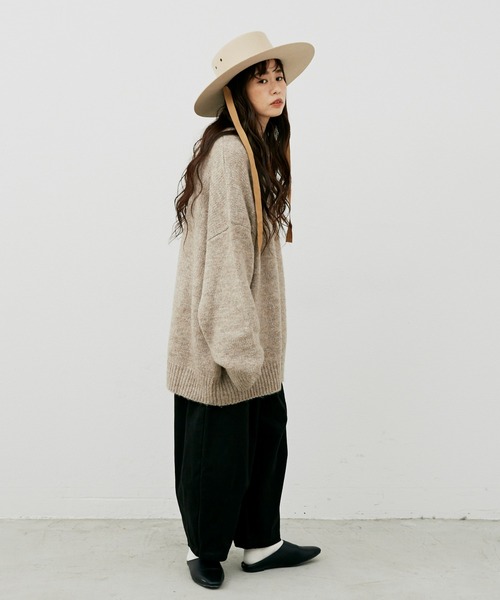 Libra Cue（リブラ キュー）の「オーバールーズニット（ニット/セーター・レディース・ブラック/ベージュ/ネイビー/ブラウン・FREE）」の18枚目の写真