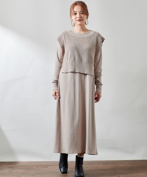 cepo（セポ）の「ニットベスト+ワンピースアンサンブル（ワンピース・レディース・ブラック/サックスブルー/ベージュ・M）」の2枚目の写真