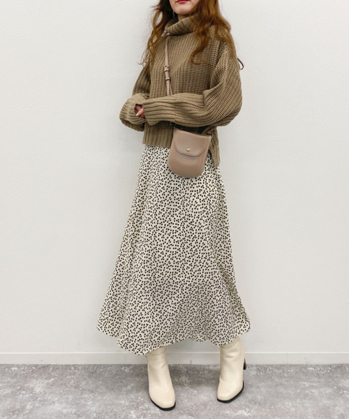 EPIMI E'PIMMY（エピミエピミー）の「【再入荷なし】小花柄アソートフレアスカート（スカート・レディース・オフホワイト/ブラック/グリーン・MEDIUM）」の22枚目の写真