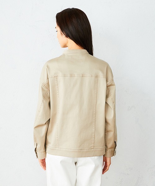 COMME CA ISM(コムサイズム)の「〈コットン〉 ビッグシルエット ノーカラーブルゾン(ブルゾン・レディース・ブラック/ベージュ/アイボリー・MEDIUM/LARGE)」の9枚目の写真