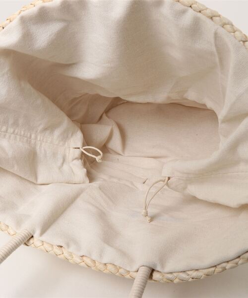 Right-on（ライトオン）の「【HONEYSUCKLE ROSE】フリンジ雑材トートバッグ（トートバッグ・レディース・キナリ/ベージュ・ONE SIZE）」の4枚目の写真