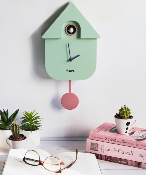 entre square（アントレスクエアー）の「fisura/カッコークロック 鳩時計　振り子時計（掛け時計・レディース・ホワイト/グレー/ミント・ONE SIZE）」の3枚目の写真