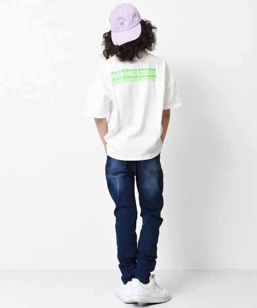 RAT EFFECT（ラットエフェクト）の「バックネオンロゴプリントビッグTシャツ（Tシャツ/カットソー・キッズ・チャコールグレー/ライトブルー/ブラック/オフホワイト/ライトグレー・150/130/160/140/120）」の8枚目の写真
