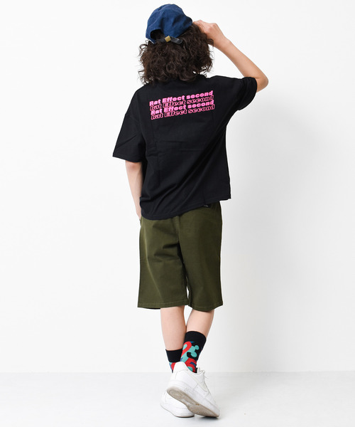 RAT EFFECT（ラットエフェクト）の「バックネオンロゴプリントビッグTシャツ（Tシャツ/カットソー・キッズ・チャコールグレー/ライトブルー/ブラック/オフホワイト/ライトグレー・150/130/160/140/120）」の6枚目の写真