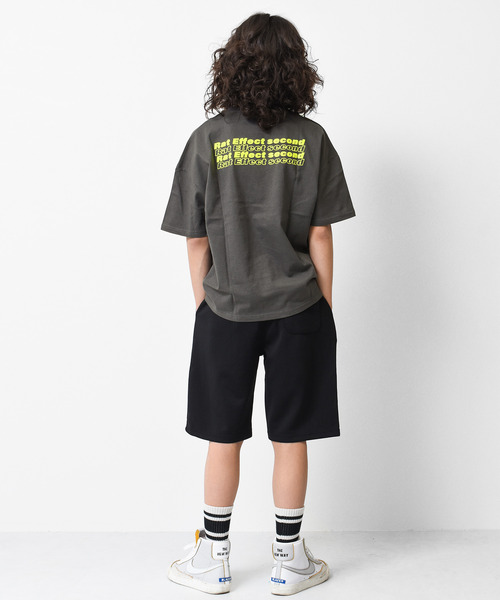 RAT EFFECT（ラットエフェクト）の「バックネオンロゴプリントビッグTシャツ（Tシャツ/カットソー・キッズ・チャコールグレー/ライトブルー/ブラック/オフホワイト/ライトグレー・150/130/160/140/120）」の16枚目の写真