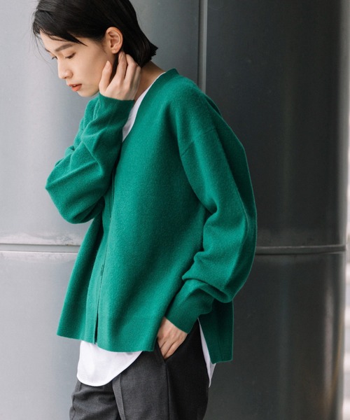 Munich（ミューニック）の「エクストラファインメリノボイルドウール　Vネックカーディガン（カーディガン/ボレロ・レディース・ベージュ/グリーン/オートミール・FREE）」の9枚目の写真