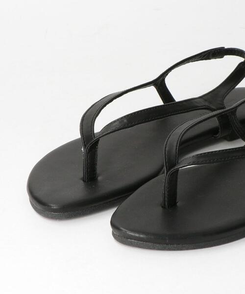 BEAUTY&YOUTH UNITED ARROWS（ビューティーアンドユースユナイテッドアローズ）の「BY フェイクレザートングバックストラップサンダル ◆（サンダル・レディース・ブラック/シルバー・37/38/36/35）」の5枚目の写真