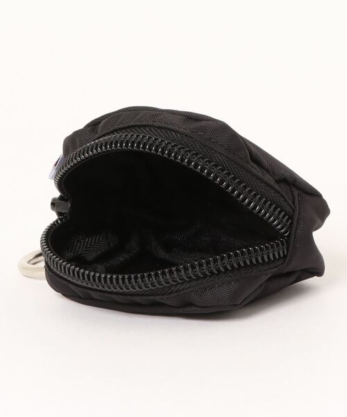 Omekashi（オメカシ）の「NYLONY カラビナポーチS（ポーチ・レディース・ブラック/ピンク・ONE SIZE）」の6枚目の写真