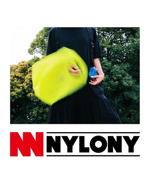 Omekashi（オメカシ）の「NYLONY カラビナポーチS（ポーチ・レディース・ブラック/ピンク・ONE SIZE）」の8枚目の写真