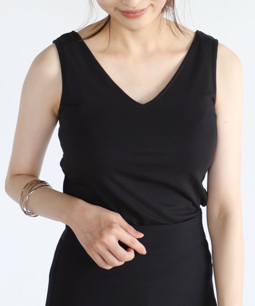 each（イーチ）の「2wayカップポケット付きコットンモダールタンクトップ（タンクトップ・レディース・ブラック/ホワイト/チャコールグレー・FREE）」の3枚目の写真