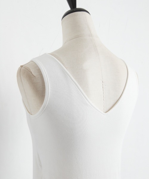 each（イーチ）の「2wayカップポケット付きコットンモダールタンクトップ（タンクトップ・レディース・ブラック/ホワイト/チャコールグレー・FREE）」の6枚目の写真