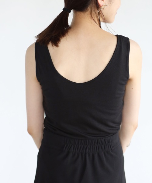 each（イーチ）の「2wayカップポケット付きコットンモダールタンクトップ（タンクトップ・レディース・ブラック/ホワイト/チャコールグレー・FREE）」の17枚目の写真