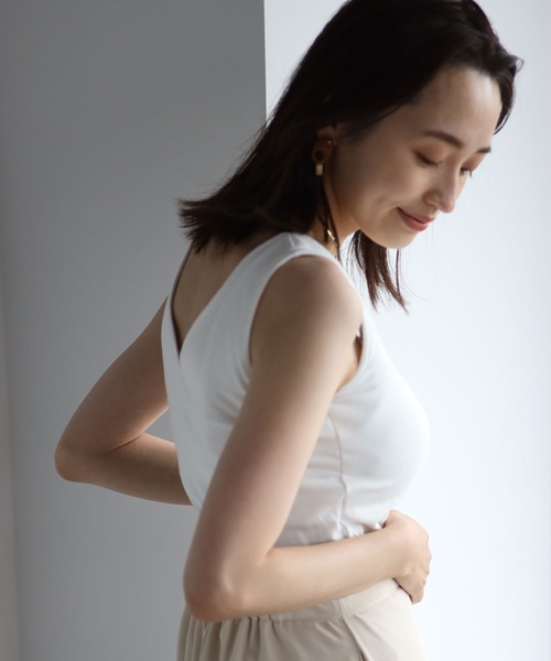 each（イーチ）の「2wayカップポケット付きコットンモダールタンクトップ（タンクトップ・レディース・ブラック/ホワイト/チャコールグレー・FREE）」の10枚目の写真