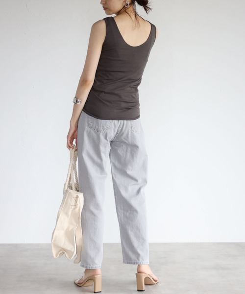 each（イーチ）の「2wayカップポケット付きコットンモダールタンクトップ（タンクトップ・レディース・ブラック/ホワイト/チャコールグレー・FREE）」の18枚目の写真