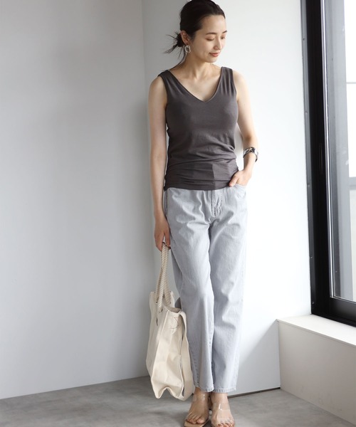 each（イーチ）の「2wayカップポケット付きコットンモダールタンクトップ（タンクトップ・レディース・ブラック/ホワイト/チャコールグレー・FREE）」の5枚目の写真