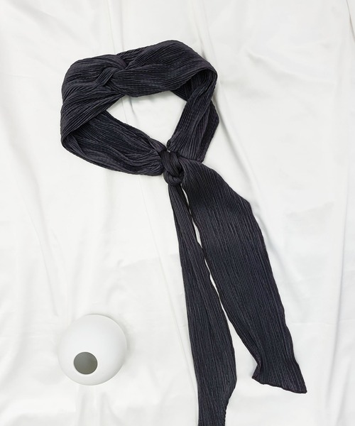 CEMONEMO（セモネモ）の「ツイスト プリーツ ヘアターバン（ヘアバンド・レディース・ブラック/グレー/ベージュ・FREE）」の12枚目の写真
