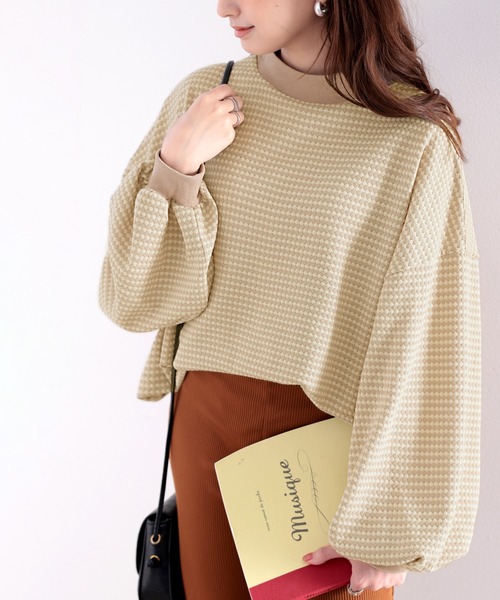 classicalelf(クラシカルエルフ)の「レトロな気分。ハニカム柄ジャガードニットソー(Tシャツ/カットソー・レディース・ライトグレー/ブラック/ベージュ/ブルー・MEDIUM/LARGE/X-LARGE)」の10枚目の写真