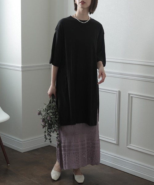 ElegChic(エレグシック)の「シングルジャージ―カットソー(Tシャツ/カットソー・レディース・グレイッシュベージュ/ブラック/ピンクベージュ/オフホワイト・M/XL/4L)」の17枚目の写真