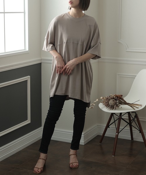 ElegChic(エレグシック)の「シングルジャージ―カットソー(Tシャツ/カットソー・レディース・グレイッシュベージュ/ブラック/ピンクベージュ/オフホワイト・M/XL/4L)」の21枚目の写真