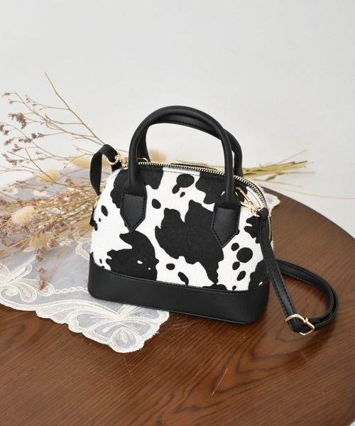 ems excite(エムズエキサイト)の「2WAY柄ボストンBAG(ボストンバッグ・レディース・ホワイト系その他/アニマル/グリーン・FREE)」の1枚目の写真