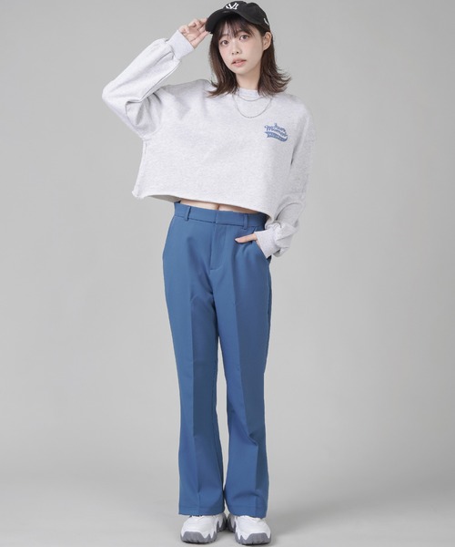 SPINNS(スピンズ)の「HEUREUXロゴ バックプリント裏毛スウェット(スウェット・レディース・ダークグリーン/ネイビー/オートミール/ブラック/オフホワイト・ONESIZE)」の22枚目の写真