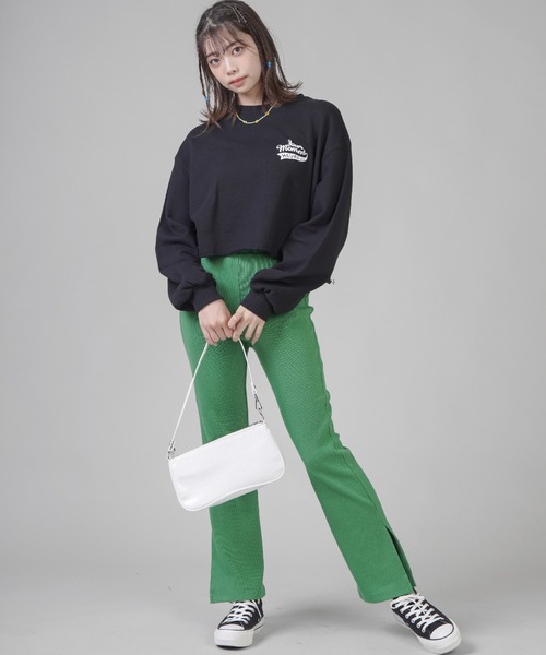 SPINNS(スピンズ)の「HEUREUXロゴ バックプリント裏毛スウェット(スウェット・レディース・ダークグリーン/ネイビー/オートミール/ブラック/オフホワイト・ONESIZE)」の20枚目の写真