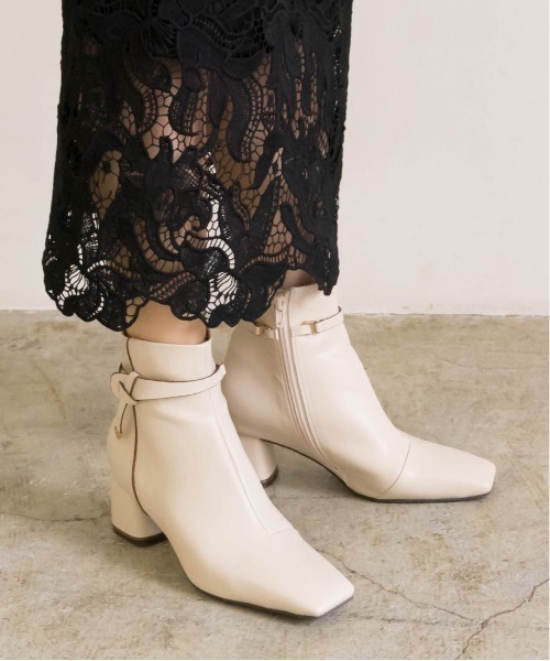 RANDA（ランダ）の「ストレスフリー/2WAY ストレッチ 結びベルトショートブーツ（ブーツ・レディース・アイボリー/ブラック/ダークブラウン・S/M/L/LL）」の13枚目の写真