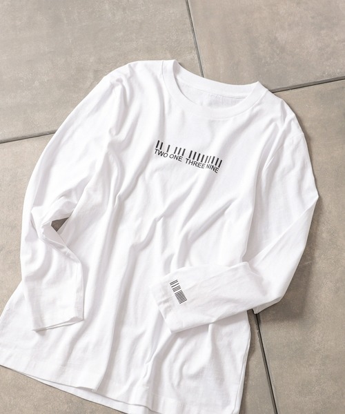 COLONY 2139(コロニートゥーワンスリーナイン)の「18/-綿天竺バーコードプリントロンT(Tシャツ/カットソー・メンズ・カーキ/ホワイト/ブラック系その他/ブラック・MEDIUM/LARGE/X-LARGE)」の2枚目の写真