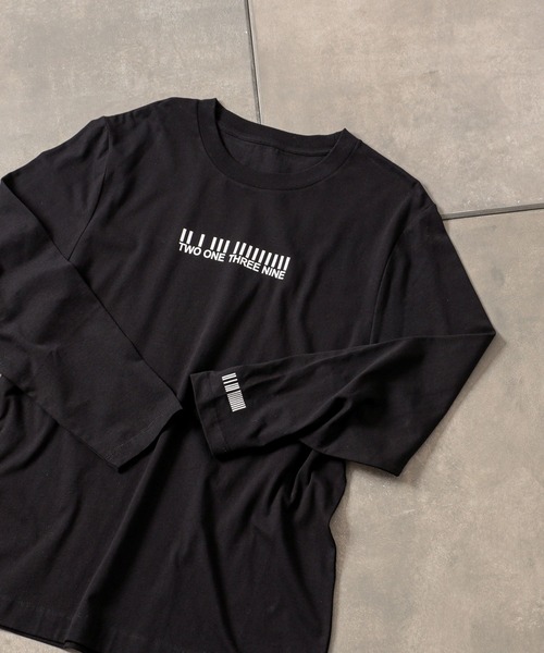 COLONY 2139(コロニートゥーワンスリーナイン)の「18/-綿天竺バーコードプリントロンT(Tシャツ/カットソー・メンズ・カーキ/ホワイト/ブラック系その他/ブラック・MEDIUM/LARGE/X-LARGE)」の3枚目の写真