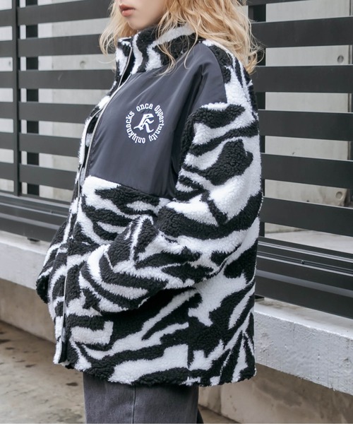 RASVOA（ラスボア）の「パターンボアブルゾン（ブルゾン・レディース・ブラック/イエロー/オフホワイト・FREE）」の8枚目の写真