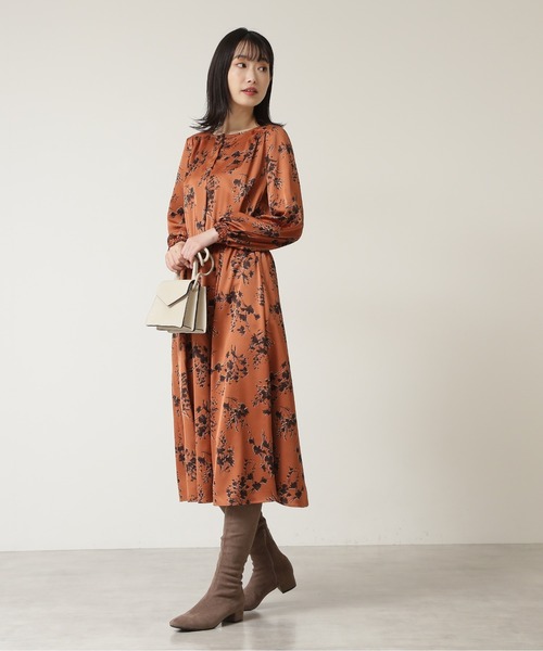 NATURAL BEAUTY BASIC（ナチュラルビューティーベーシック）の「シルエットフラワープリントワンピース/0171240910（ワンピース・レディース・オレンジ系その他/ブラック系その他・SMALL/MEDIUM）」の8枚目の写真
