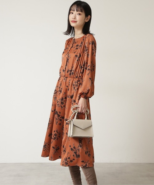 NATURAL BEAUTY BASIC（ナチュラルビューティーベーシック）の「シルエットフラワープリントワンピース/0171240910（ワンピース・レディース・オレンジ系その他/ブラック系その他・SMALL/MEDIUM）」の9枚目の写真