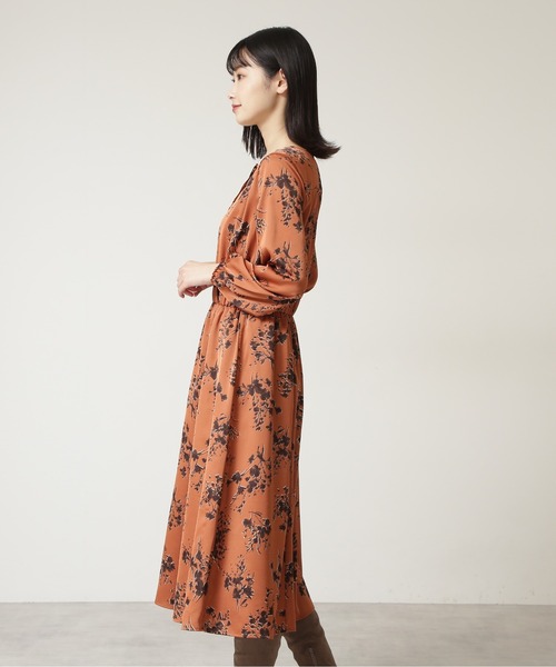 NATURAL BEAUTY BASIC（ナチュラルビューティーベーシック）の「シルエットフラワープリントワンピース/0171240910（ワンピース・レディース・オレンジ系その他/ブラック系その他・SMALL/MEDIUM）」の13枚目の写真